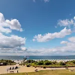 Meeresrauschen Carpe Diem Mit Grosszuegiger Terrasse Und Extragrossem Strandkorb