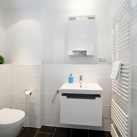 Meeresrauschen Carpe Diem Mit Grosszuegiger Terrasse Und Extragrossem Strandkorb *