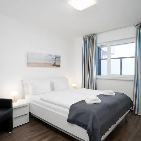 Meeresrauschen Carpe Diem Mit Grosszuegiger Terrasse Und Extragrossem Strandkorb *