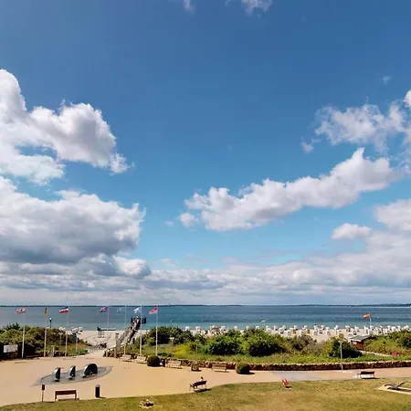 Meeresrauschen Carpe Diem Mit Grosszuegiger Terrasse Und Extragrossem Strandkorb
